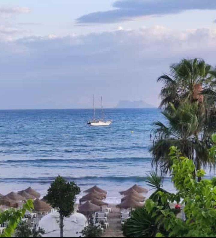Apartamento A 150 Metros De La Playa Y Del Puerto Deportivo Estepona Exteriör bild