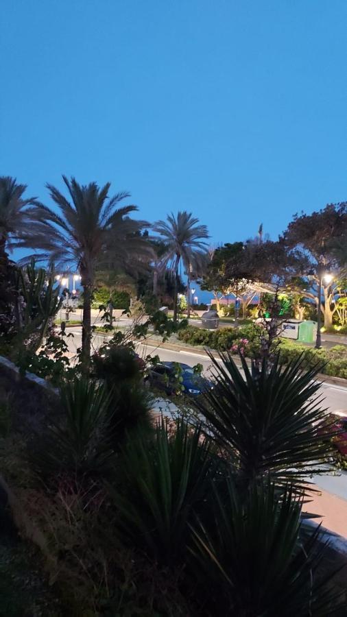 Apartamento A 150 Metros De La Playa Y Del Puerto Deportivo Estepona Exteriör bild